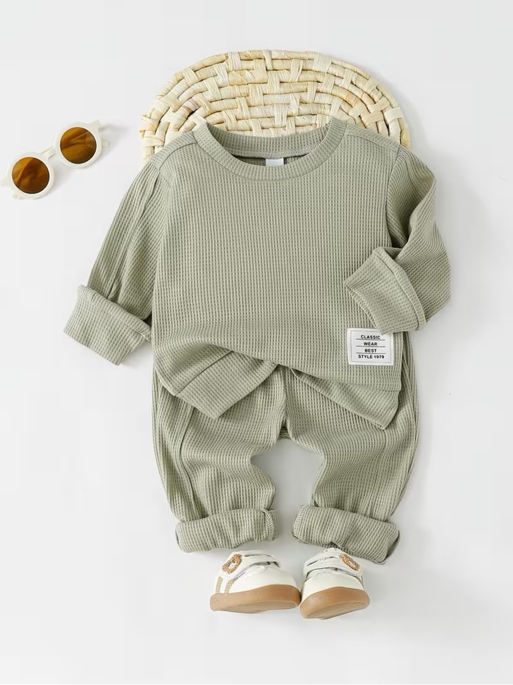 Cozy Pixies Solid Green Waffle Pullover & Pant Set, toddler boy size 2-3 years